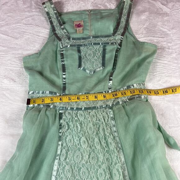 Vintage Green Lace Maxi Dress - Picture 7 of 13